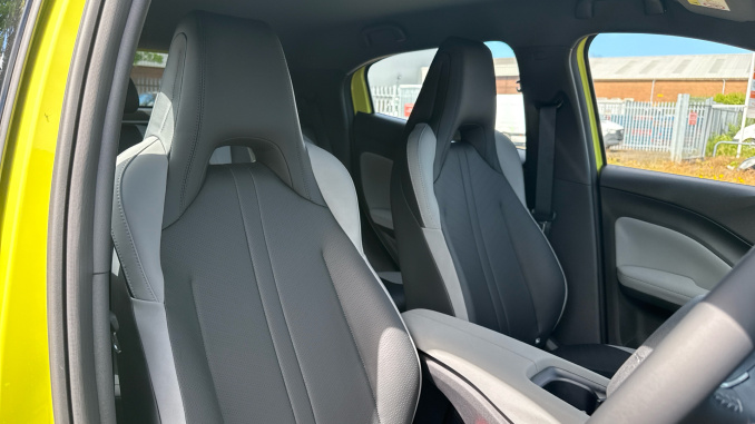 BYD Dolphin Surf 65kW Boost 43kWh 5dr Auto Electric Hatchback - Image 40